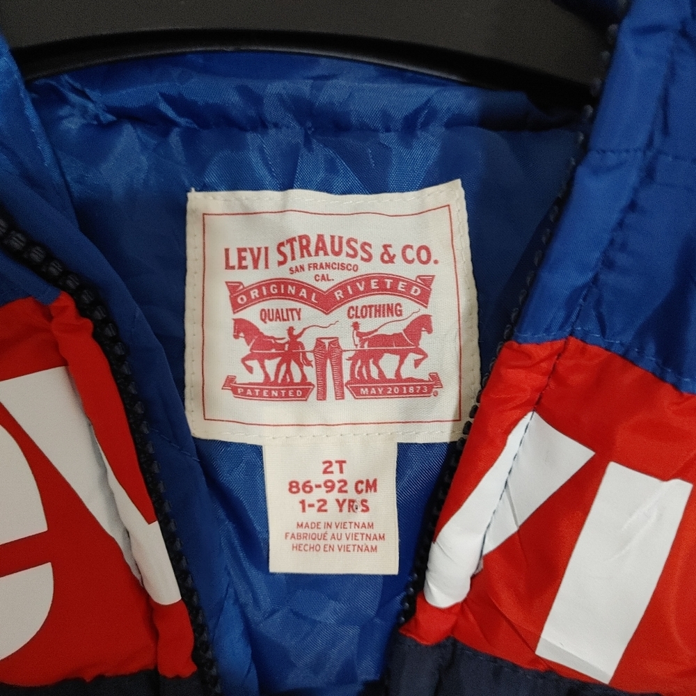 Levi's Jacket - Picture 7 of 11